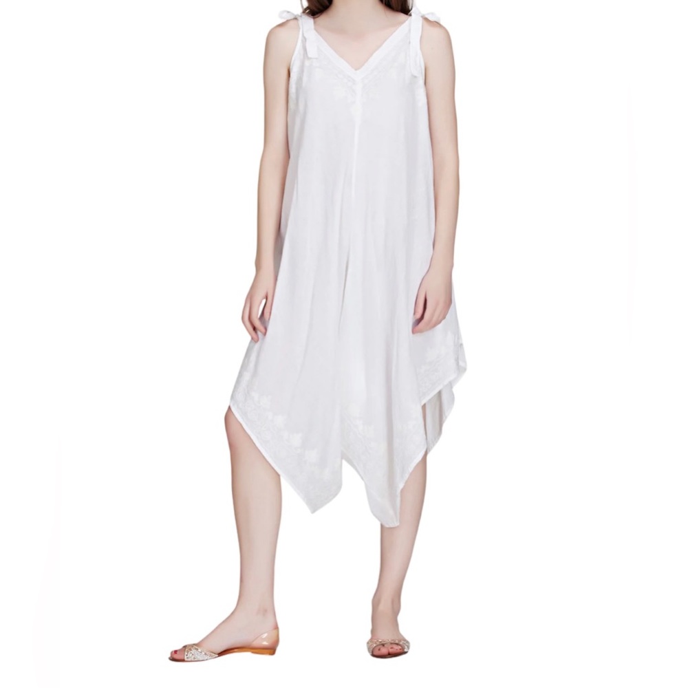 White Cotton Romper.  GR/GR01